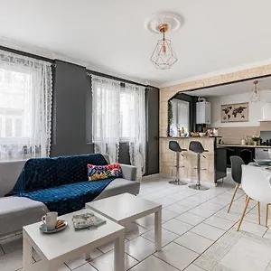 Bel Spacieux Et Confortable En Centre Ville Saint-Etienne (Loire)